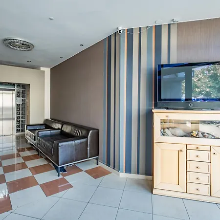 Aparthotel City شقة ترنافا
